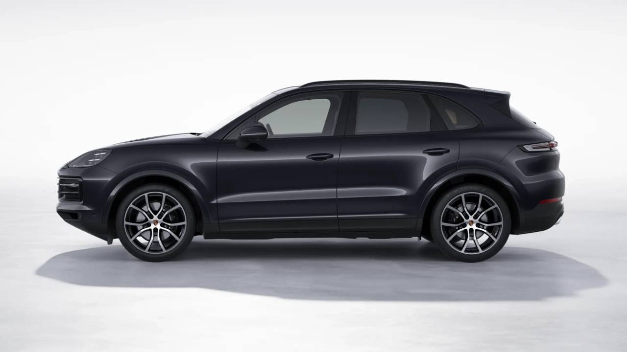 2026 Porsche Cayenne photo 2
