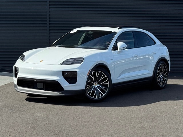 2025 Porsche Macan