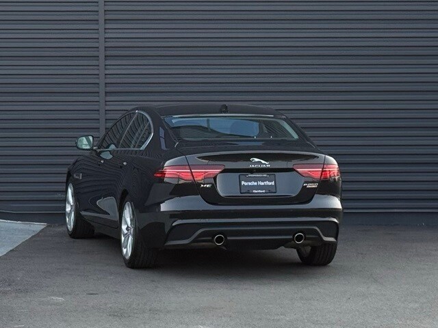 2020 Jaguar XE S photo 3