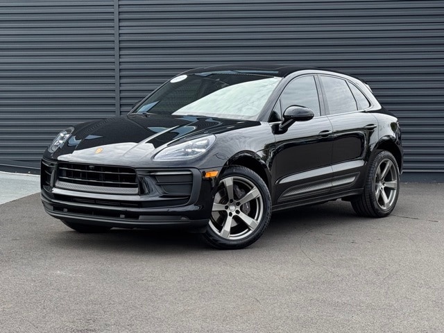 2022 Porsche Macan SUV  2022 Porsche Macan SUV