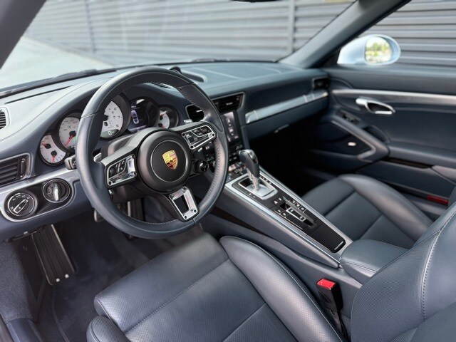 2018 Porsche 911 Targa 4S photo 4