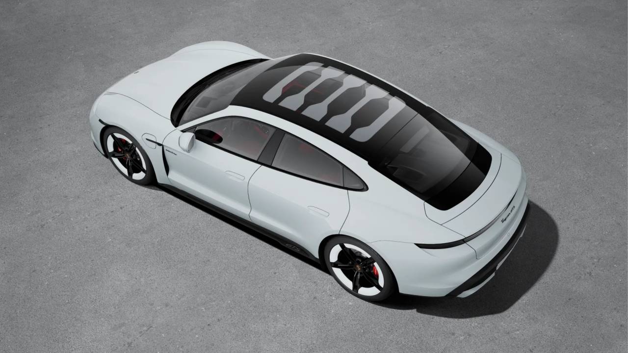 2026 Porsche Taycan GTS photo 4