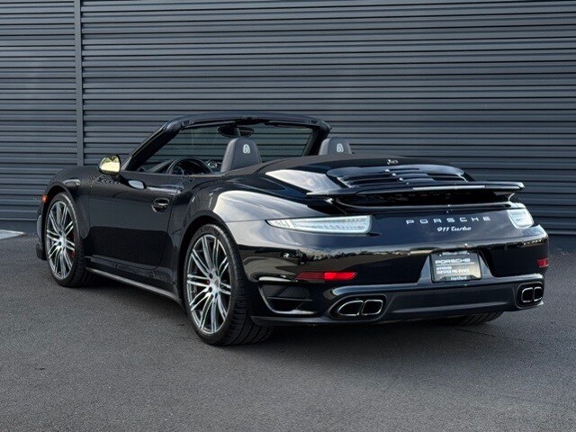 2016 Porsche 911 Turbo Cabriolet photo 3