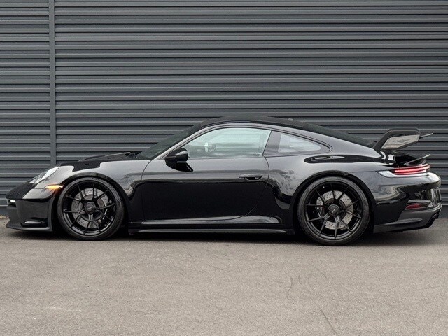 2022 Porsche 911 GT3 photo 2