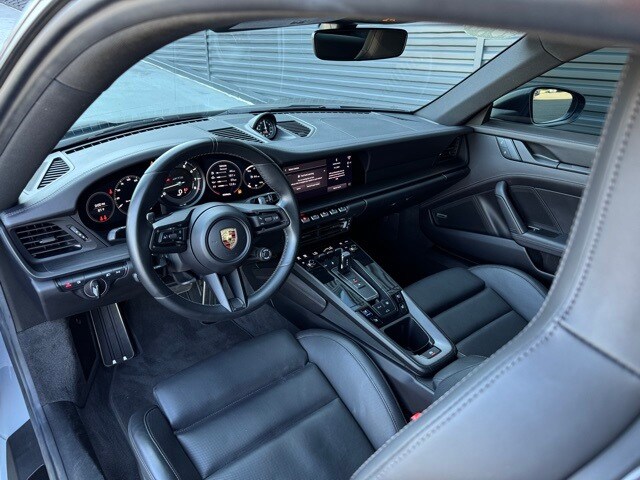 2023 Porsche 911 GTS photo 4