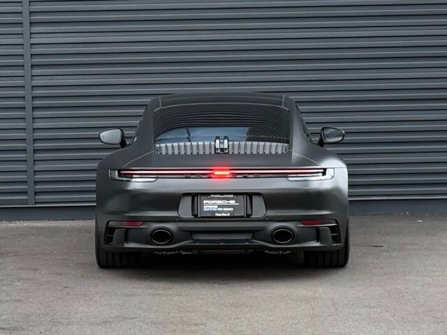 2023 Porsche 911 GTS photo 4