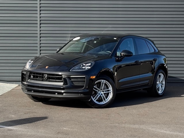 2023 Porsche Macan SUV  2023 Porsche Macan SUV
