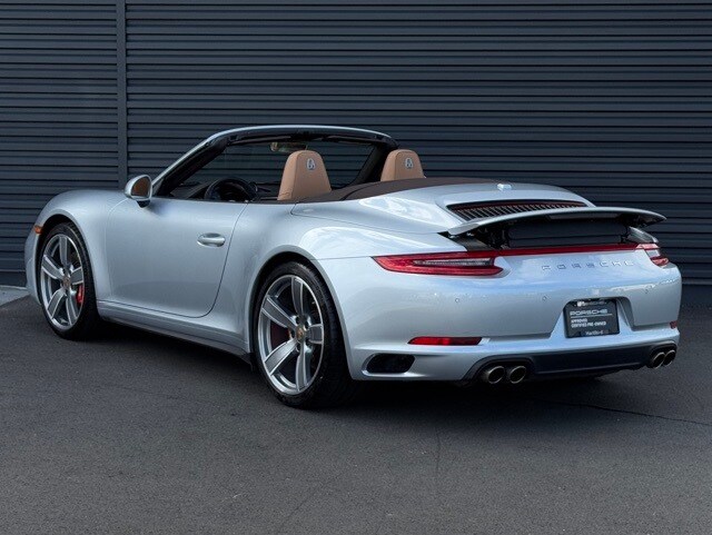 2018 Porsche 911 4S Cabriolet photo 3
