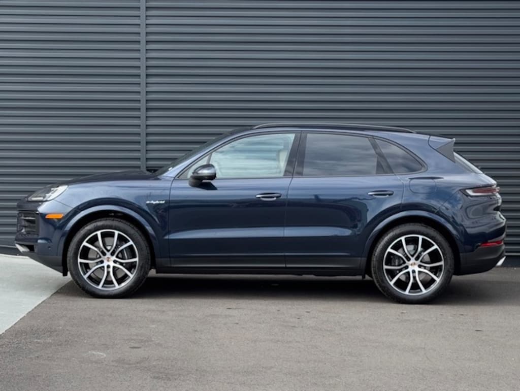 New 2026 Porsche Cayenne E-Hybrid  SUV