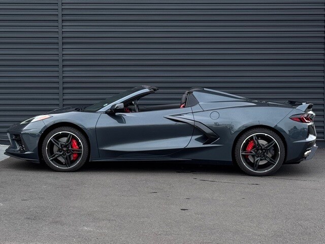 2021 Chevrolet Corvette Stingray 3LT photo 2