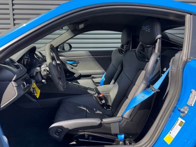 2025 Porsche Cayman GT4 RS photo 4