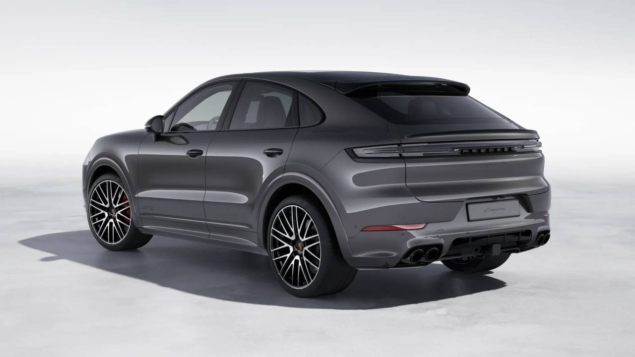 2026 Porsche Cayenne Coupe GTS photo 3