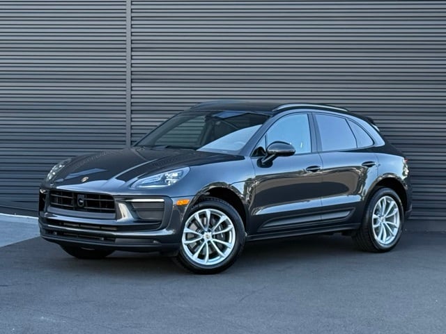 2025 Porsche Macan