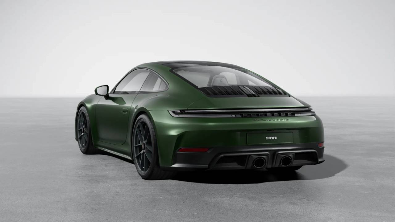 2026 Porsche 911 4 GTS photo 3