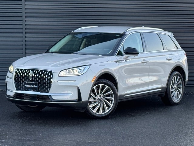 2023 Lincoln Corsair Reserve's photo