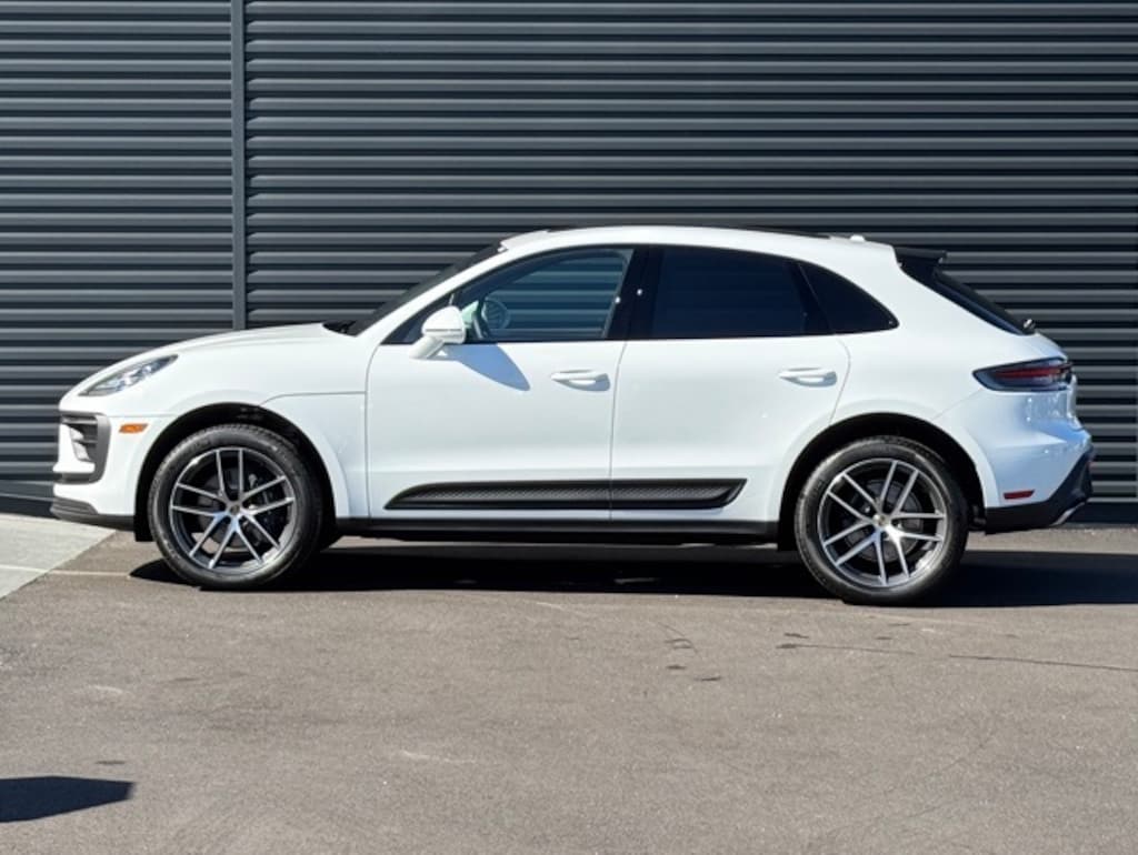 New 2026 Porsche Macan  SUV