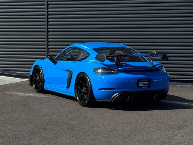 2025 Porsche Cayman GT4 RS photo 3