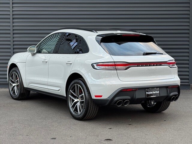 2026 Porsche Macan S photo 3