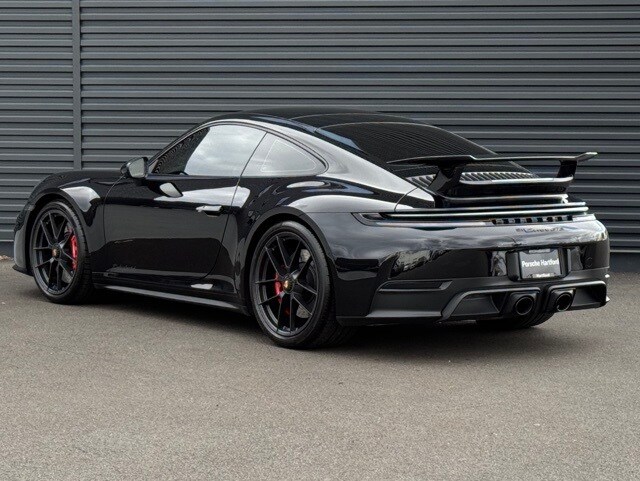 2026 Porsche 911 GTS photo 3