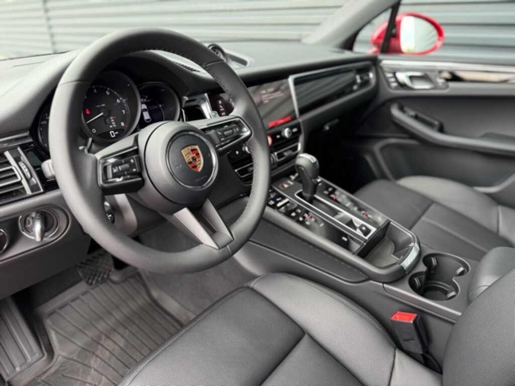 New 2026 Porsche Macan  SUV