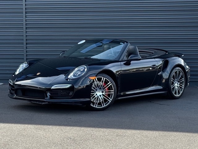 2016 Porsche 911 Cabriolet  2016 Porsche 911 Cabriolet