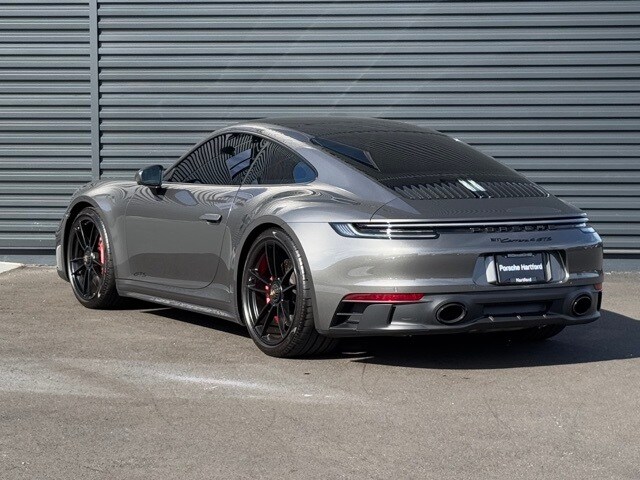 2024 Porsche 911 4 GTS photo 3