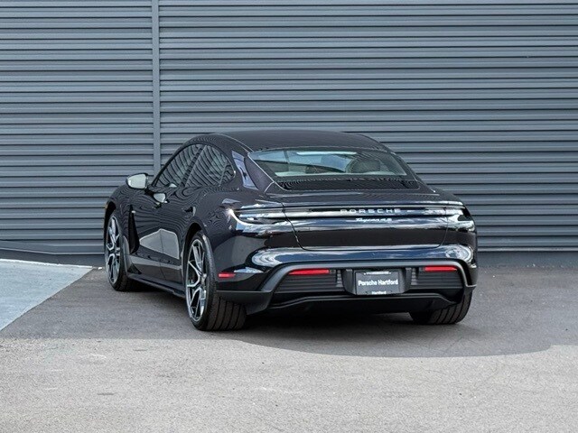 2026 Porsche Taycan 4S photo 3