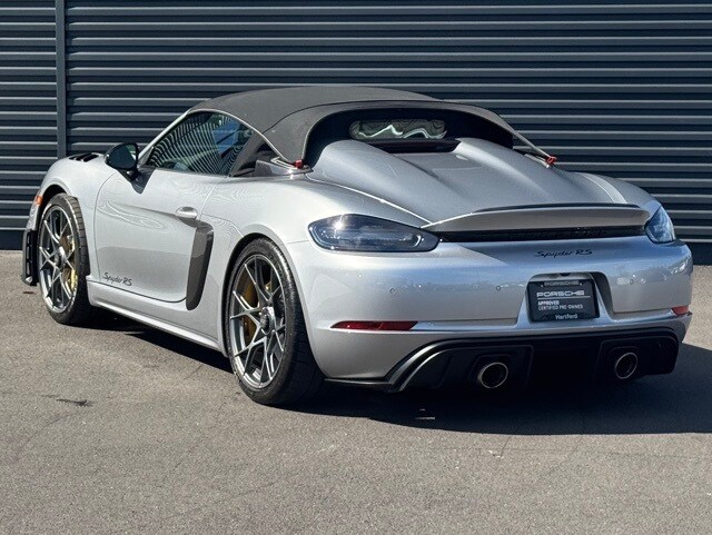 2024 Porsche Boxster Spyder photo 3