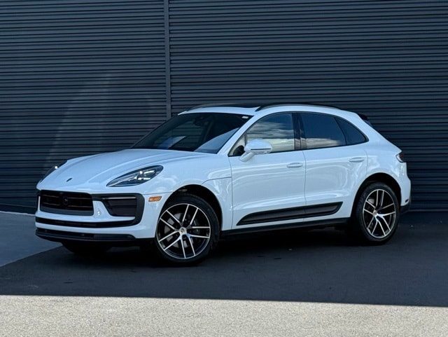2025 Porsche Macan