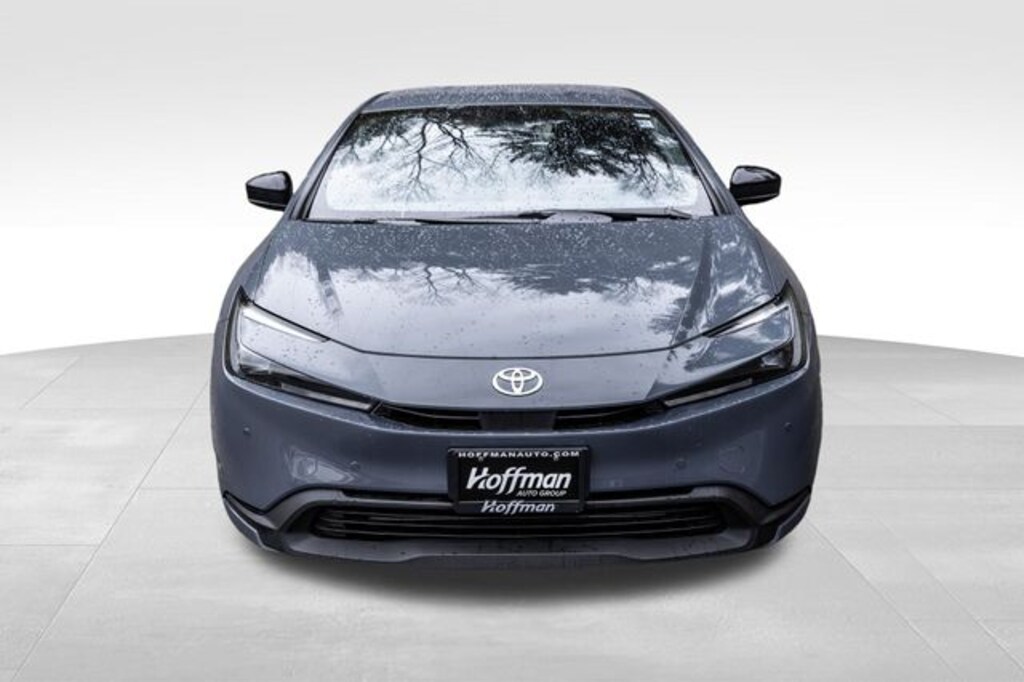 Used 2025 Toyota Prius LE Hatchback