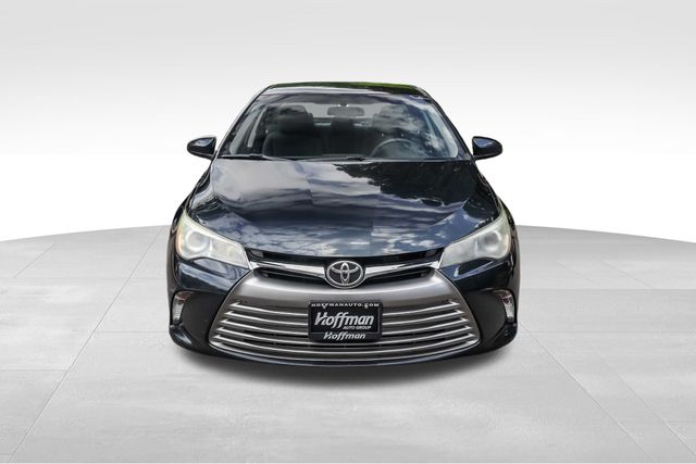 Used 2015 Toyota Camry LE with VIN 4T4BF1FK4FR458066 for sale in Simsbury, CT