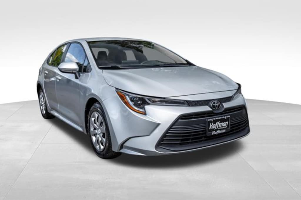 Certified 2025 Toyota Corolla LE Sedan