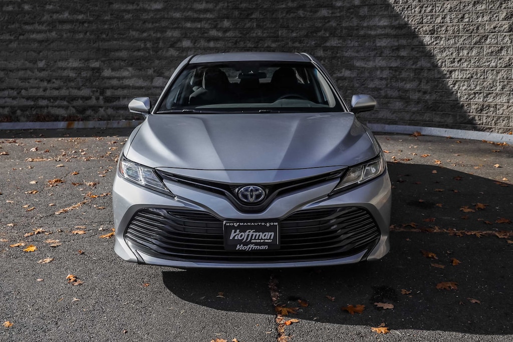 Used 2019 Toyota Camry Hybrid LE Sedan