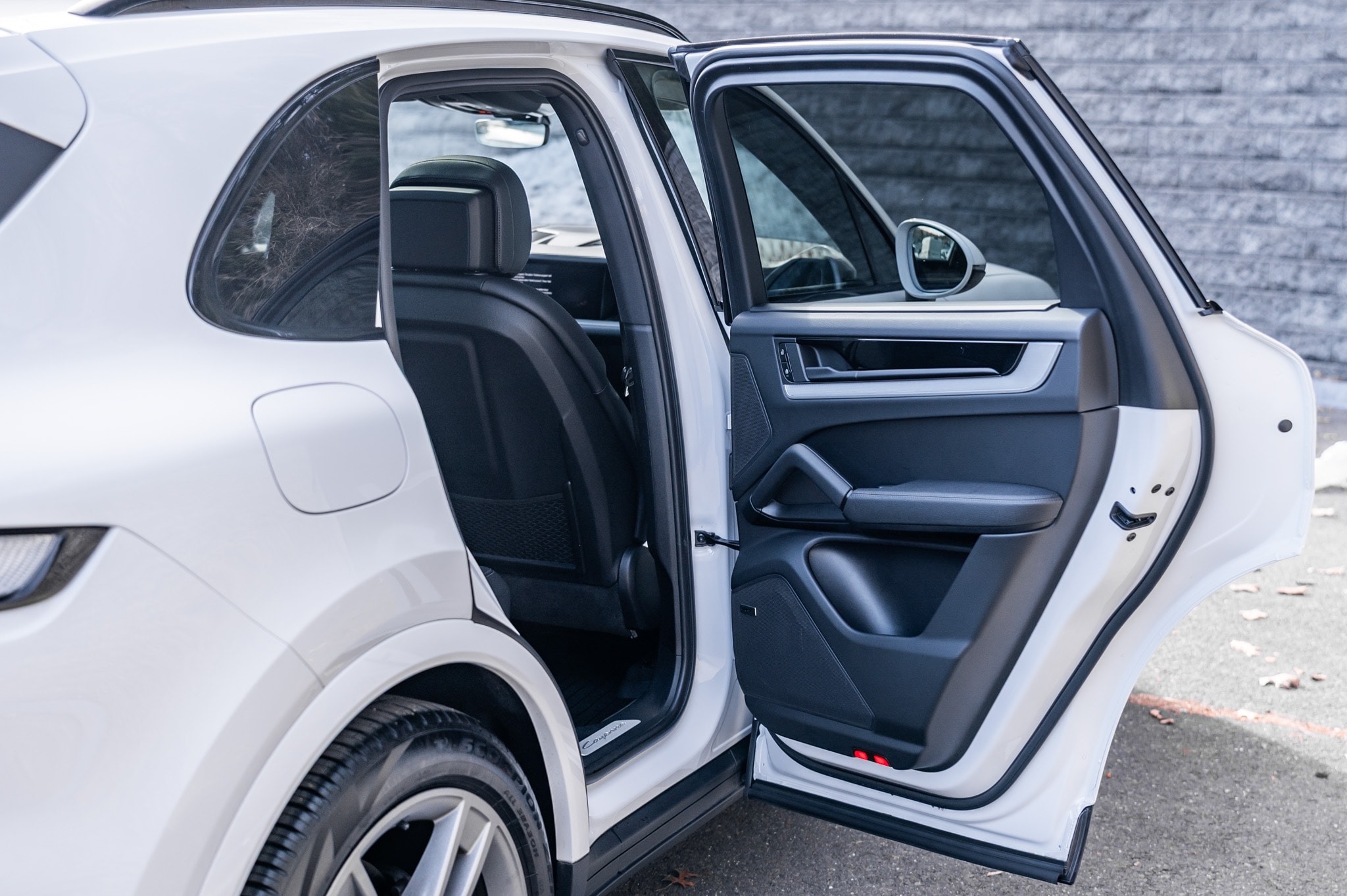 2024 Porsche Cayenne Base - Photo 17