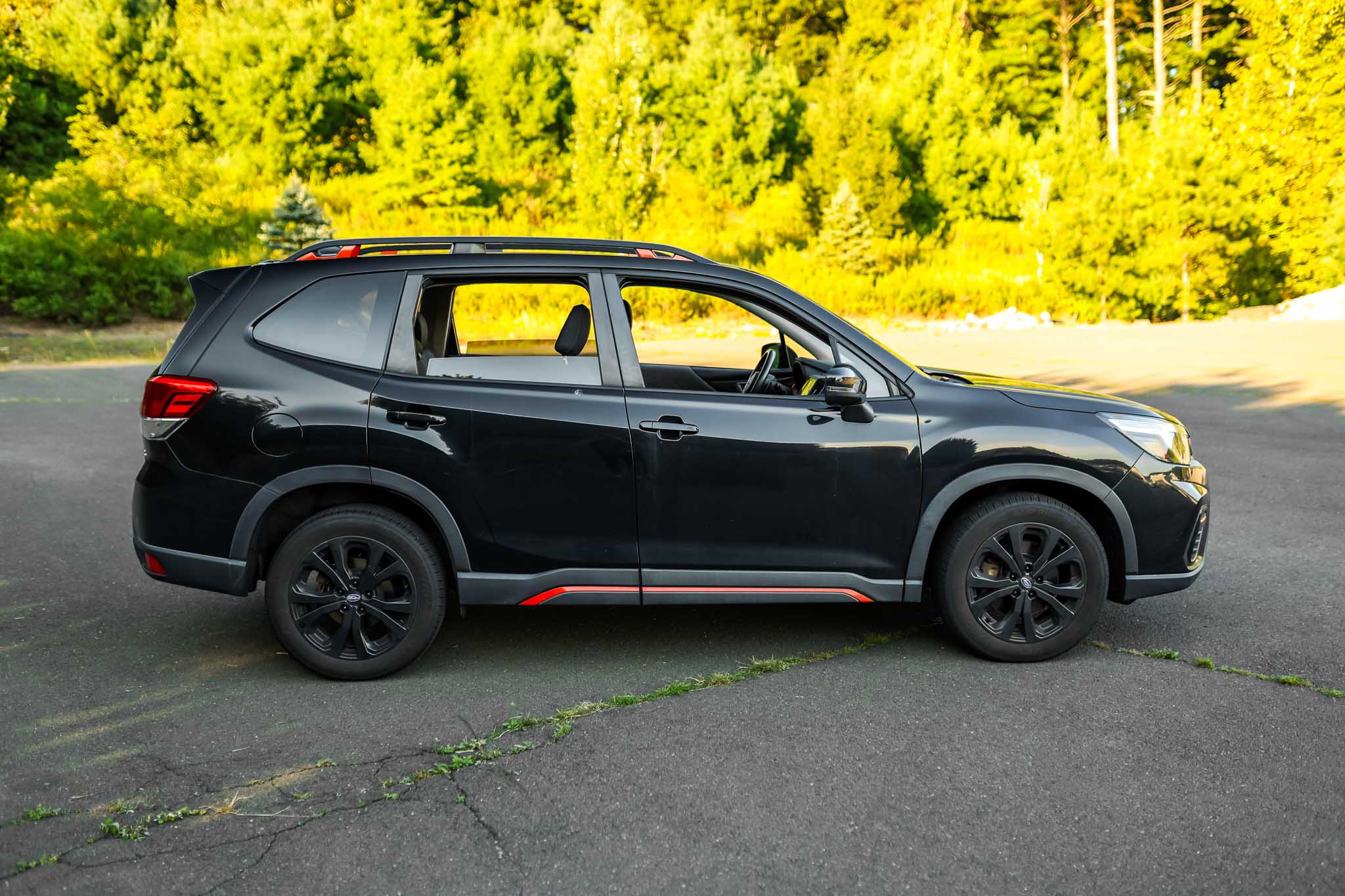 Used 2019 Subaru Forester Sport with VIN JF2SKAKCXKH480618 for sale in Simsbury, CT