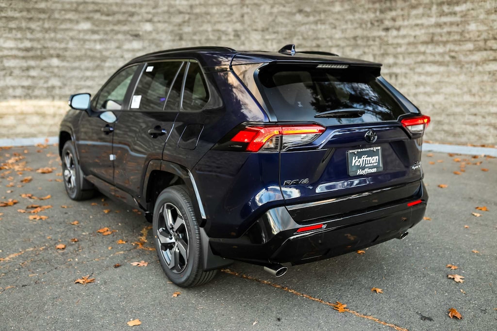 New 2025 Toyota RAV4 Plug-in Hybrid SE PLUG-IN HYBRID