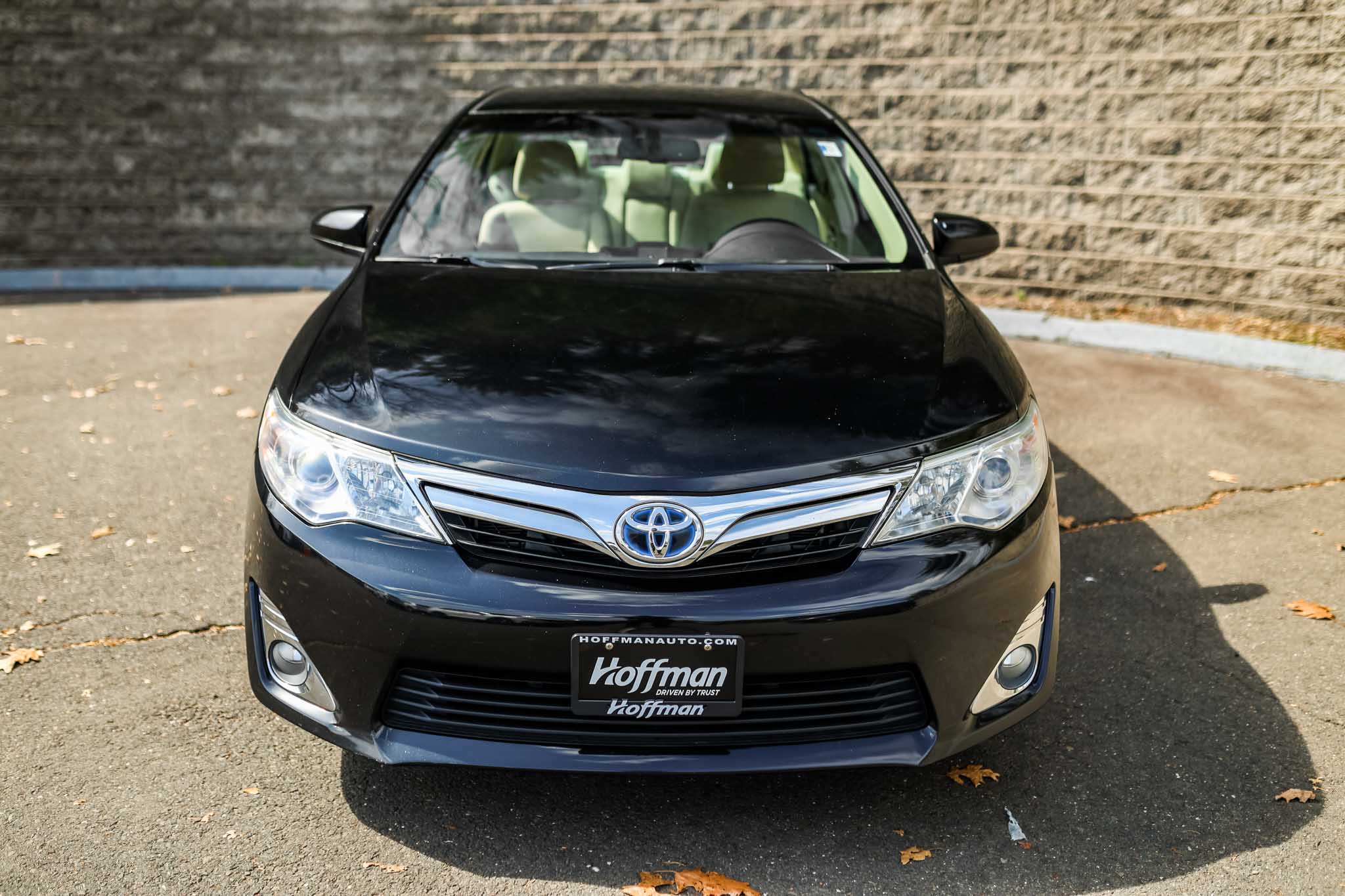 Used 2012 Toyota Camry XLE Hybrid with VIN 4T1BD1FK5CU028509 for sale in Simsbury, CT