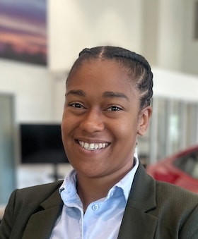 Staff member Winsome Schauer from 95ceb0670ab3