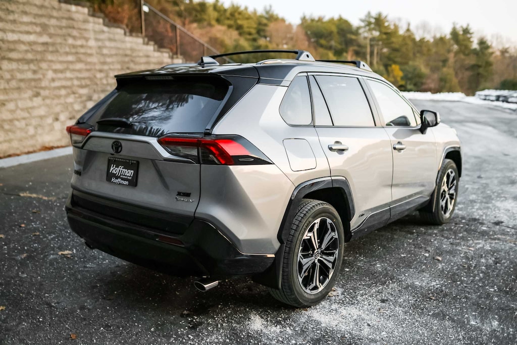 New 2025 Toyota RAV4 Plug-in Hybrid XSE PLUG-IN HYBRID