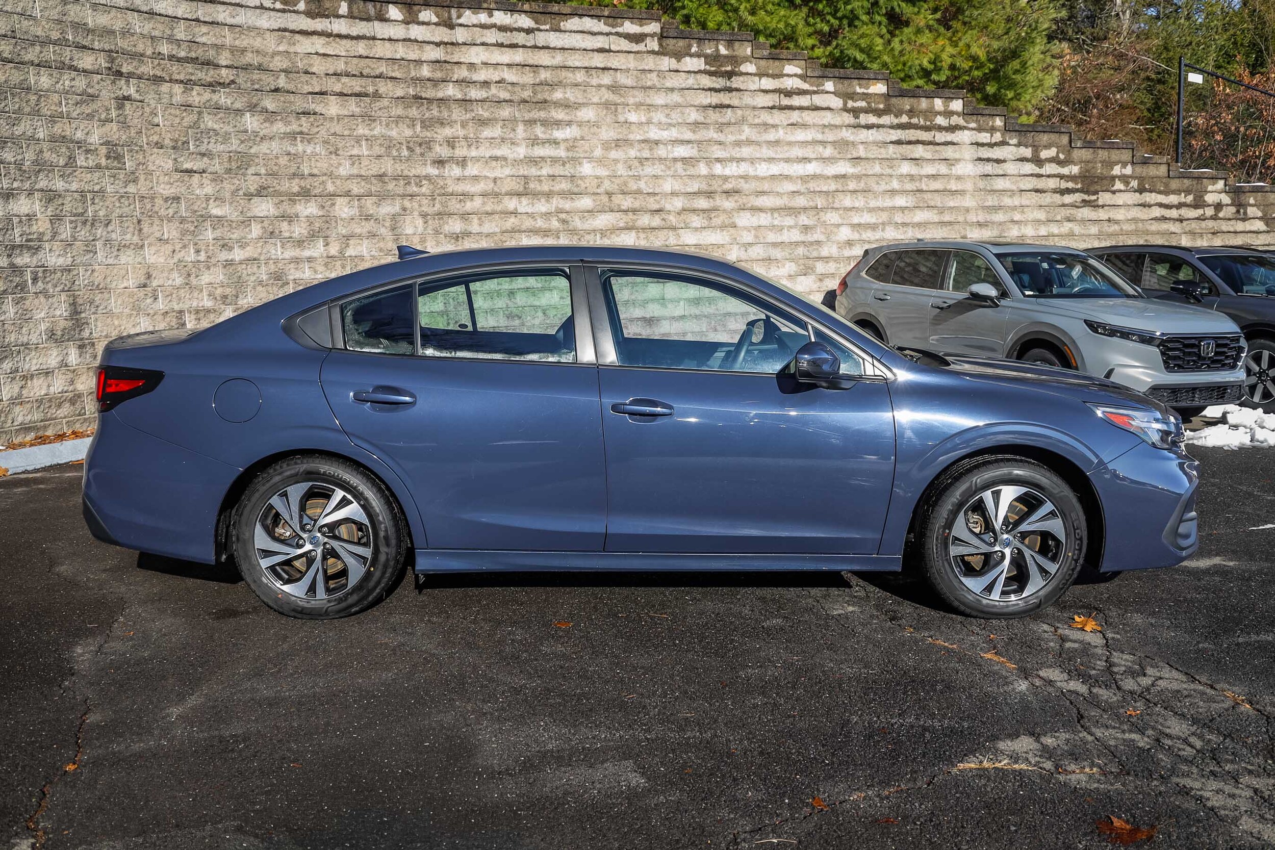 2023 Subaru Legacy Premium photo 2