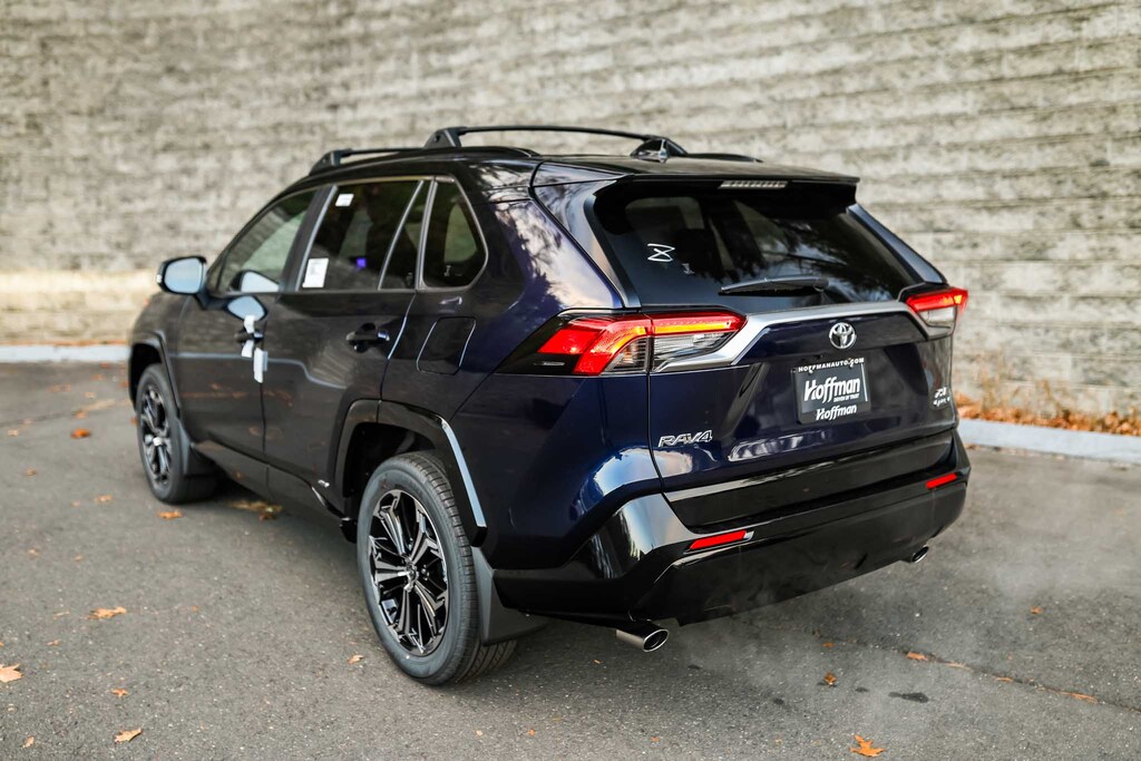 New 2025 Toyota RAV4 Plug-in Hybrid XSE PLUG-IN HYBRID