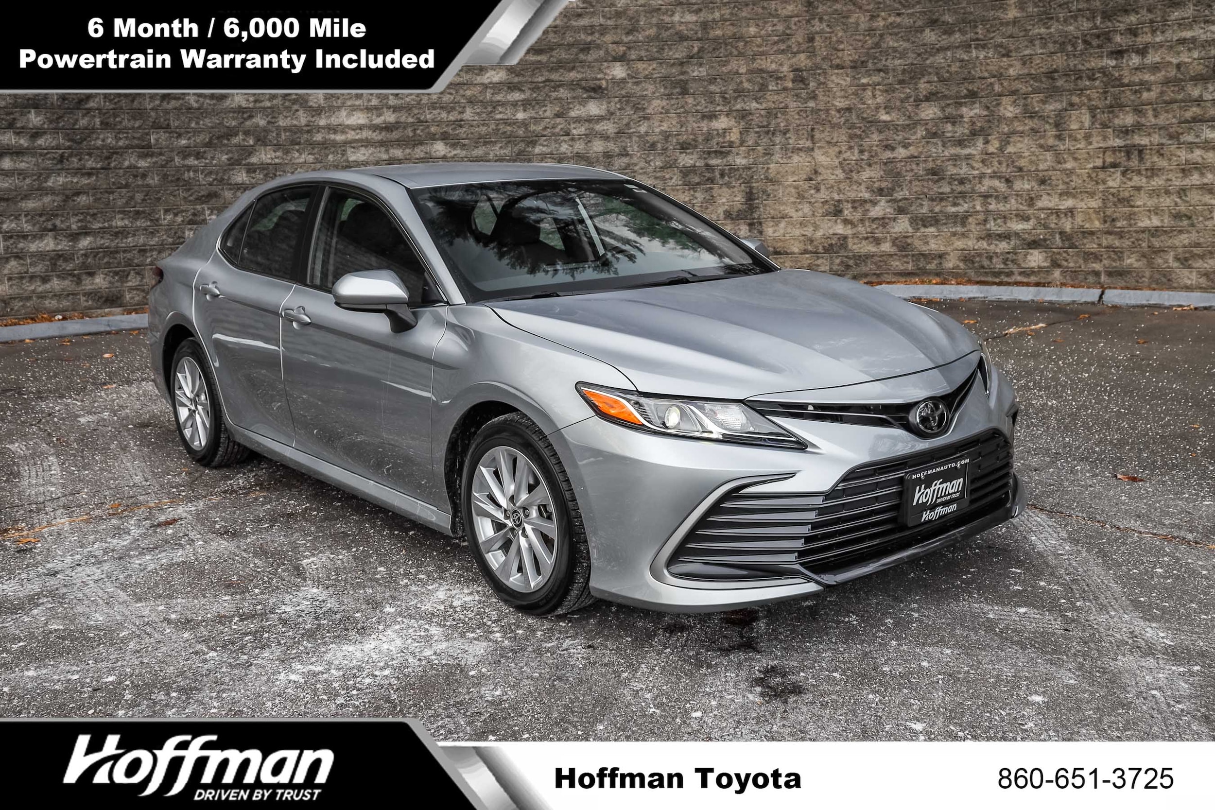 2023 Toyota Camry LE's photo