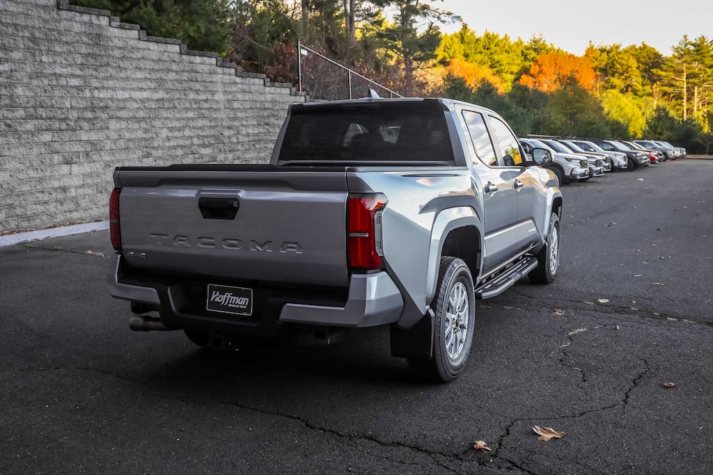 New 2025 Toyota Tacoma SR5 4X4 DOUBLE CAB