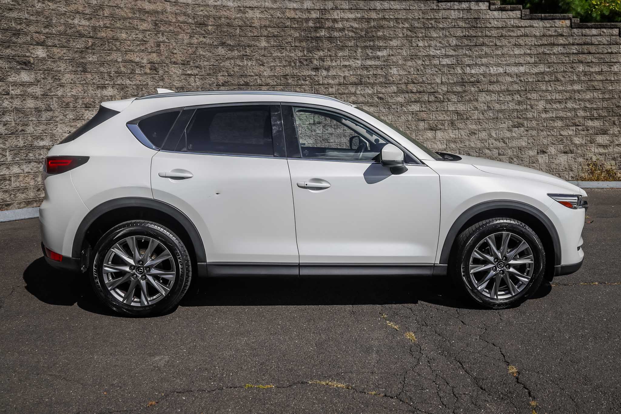 2019 Mazda CX-5 Grand Touring photo 3