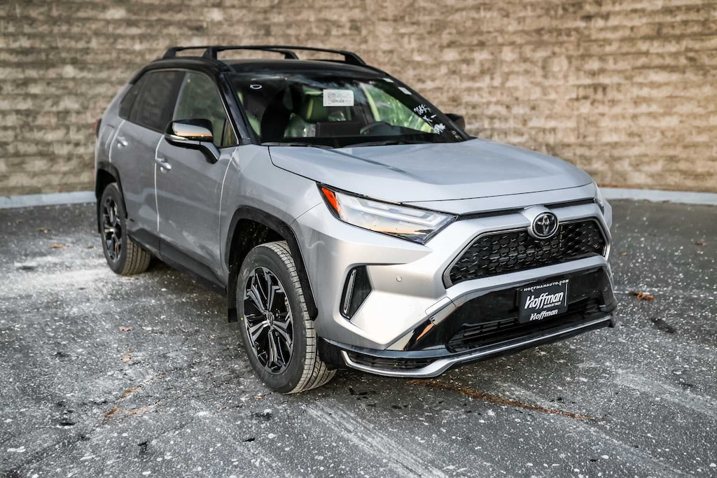 New 2025 Toyota RAV4 Plug-in Hybrid XSE PLUG-IN HYBRID