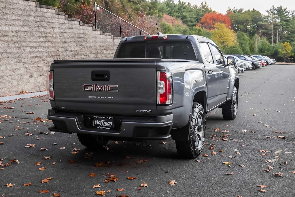 Used 2022 GMC Canyon AT4 w/Leather Truck Crew Cab
