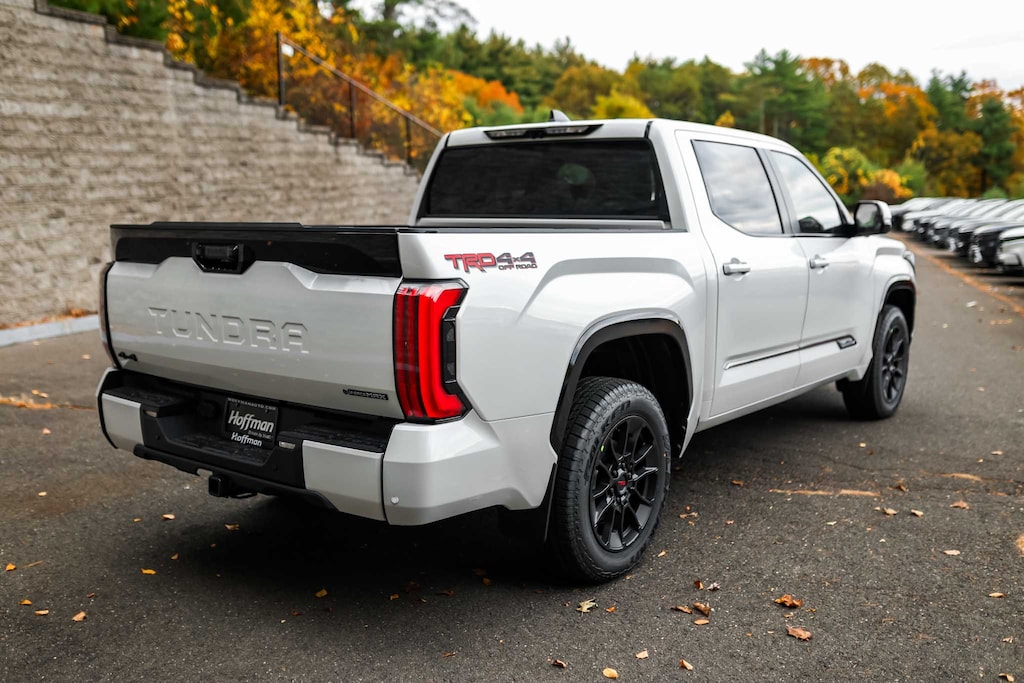 New 2026 Toyota Tundra i-FORCE MAX Platinum PLATINUM CREWMAX 5.5