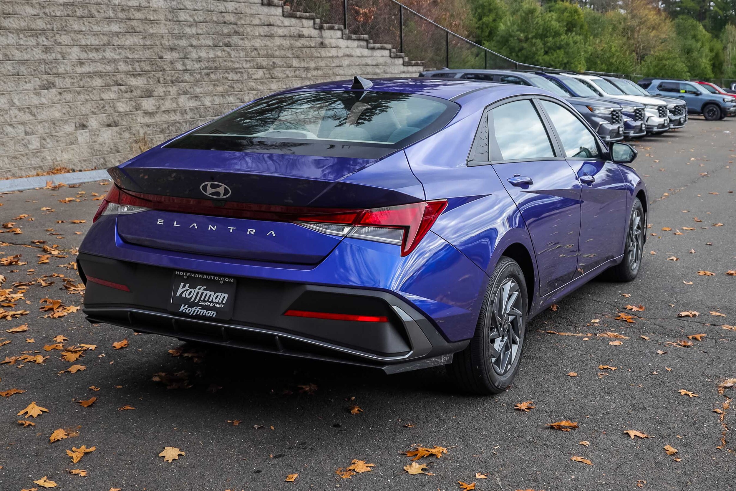 2024 Hyundai Elantra SEL photo 4