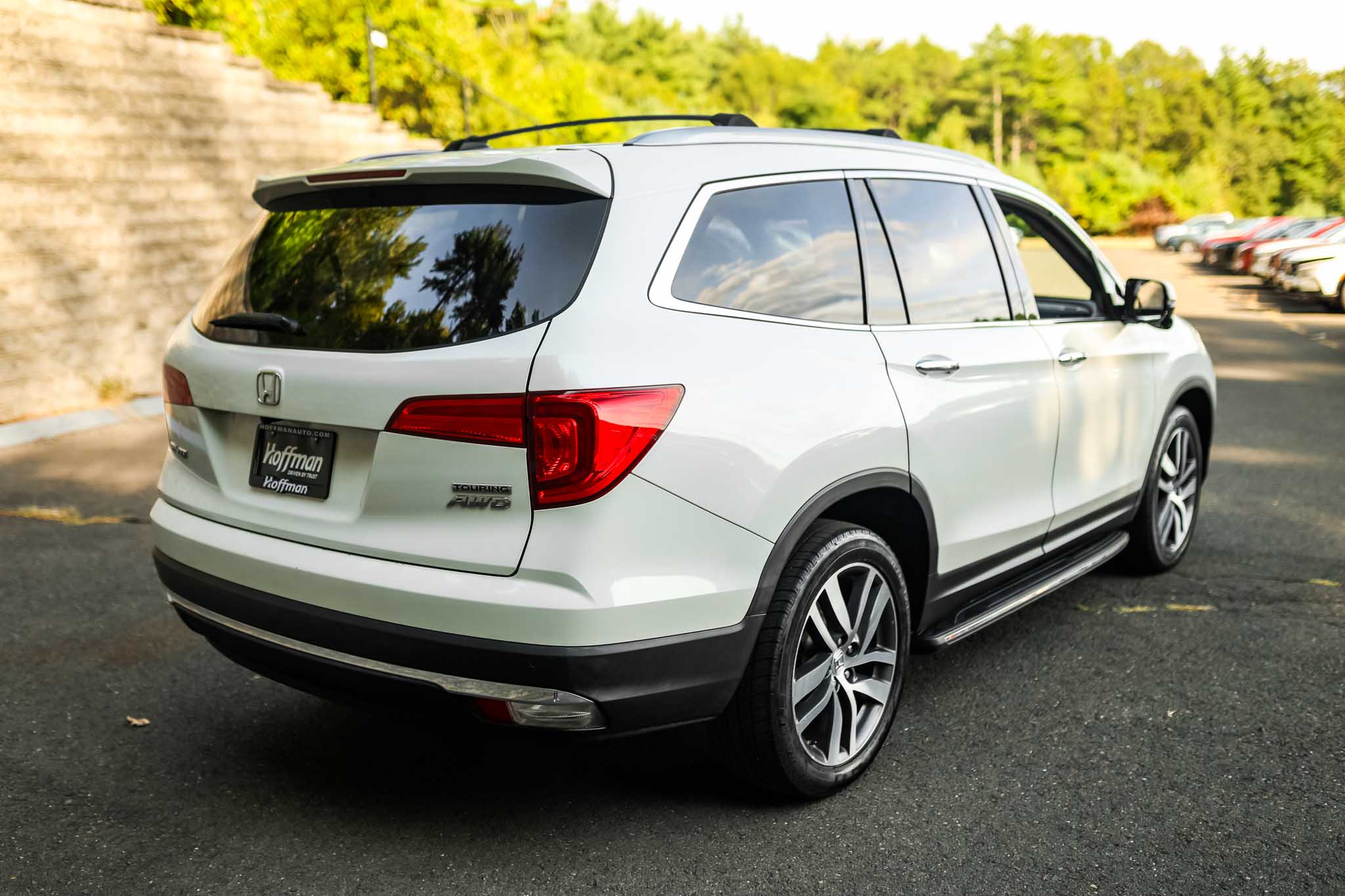 2018 Honda Pilot Touring photo 3