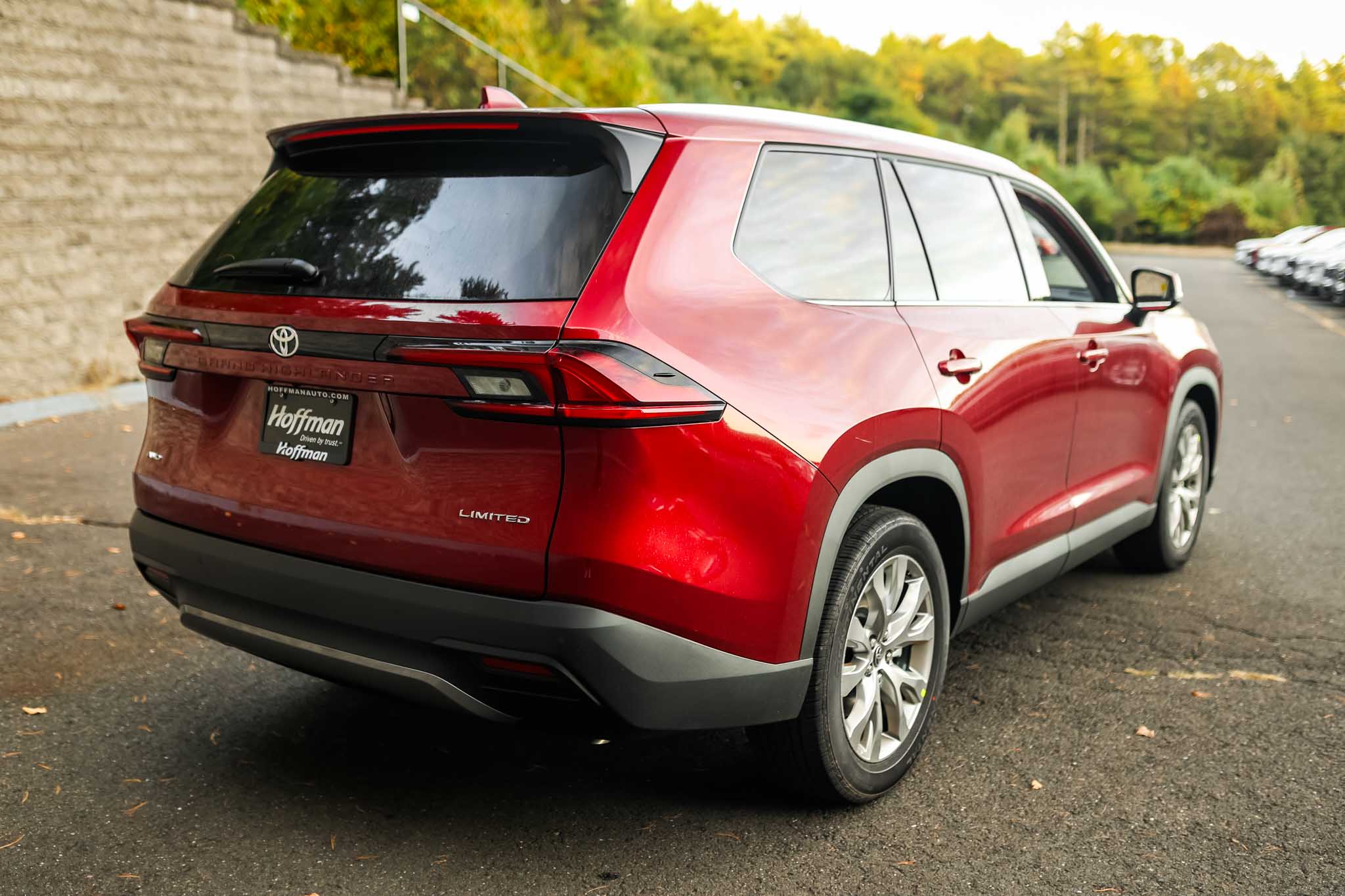 2026 Toyota Grand Highlander Limited photo 3